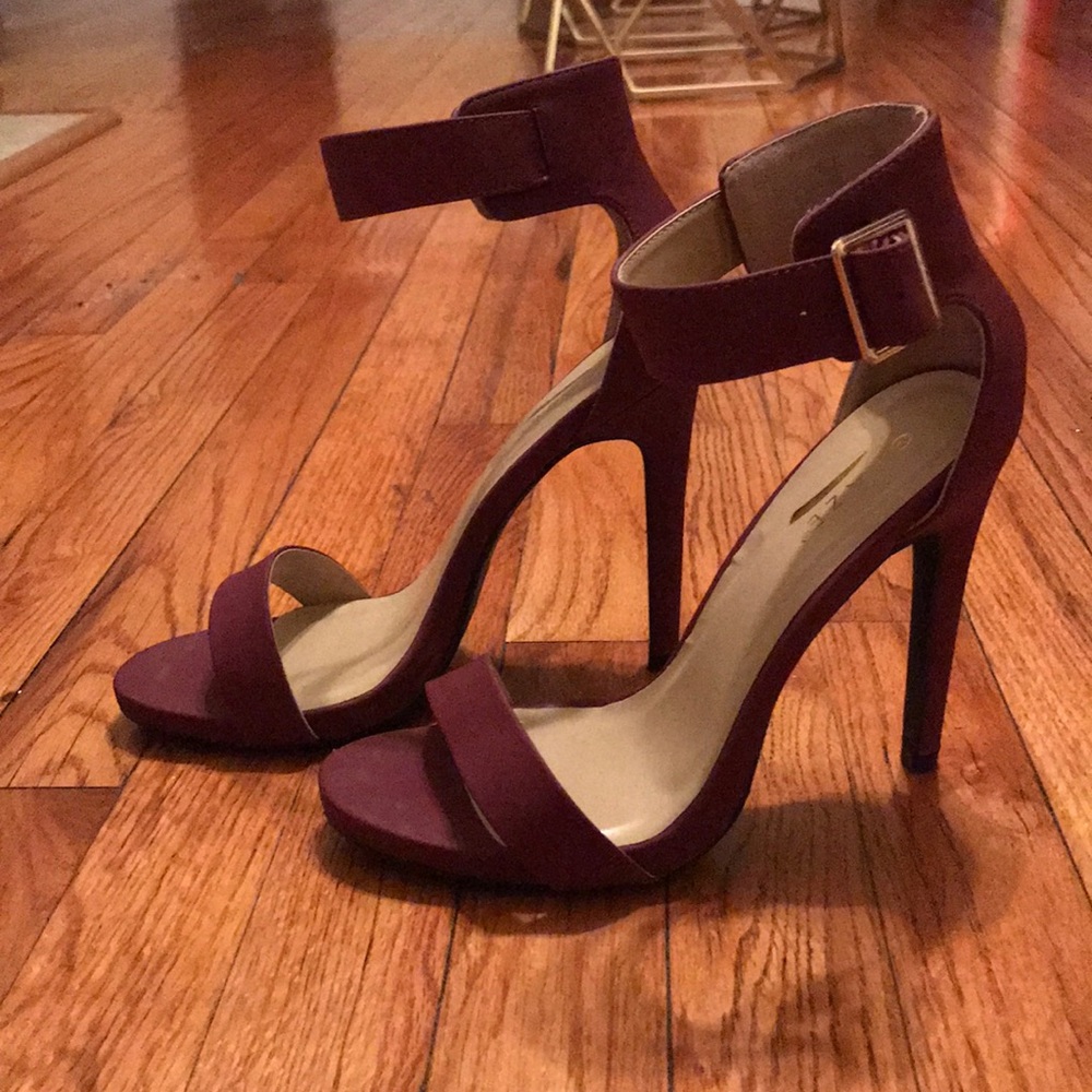 Maroon Heels